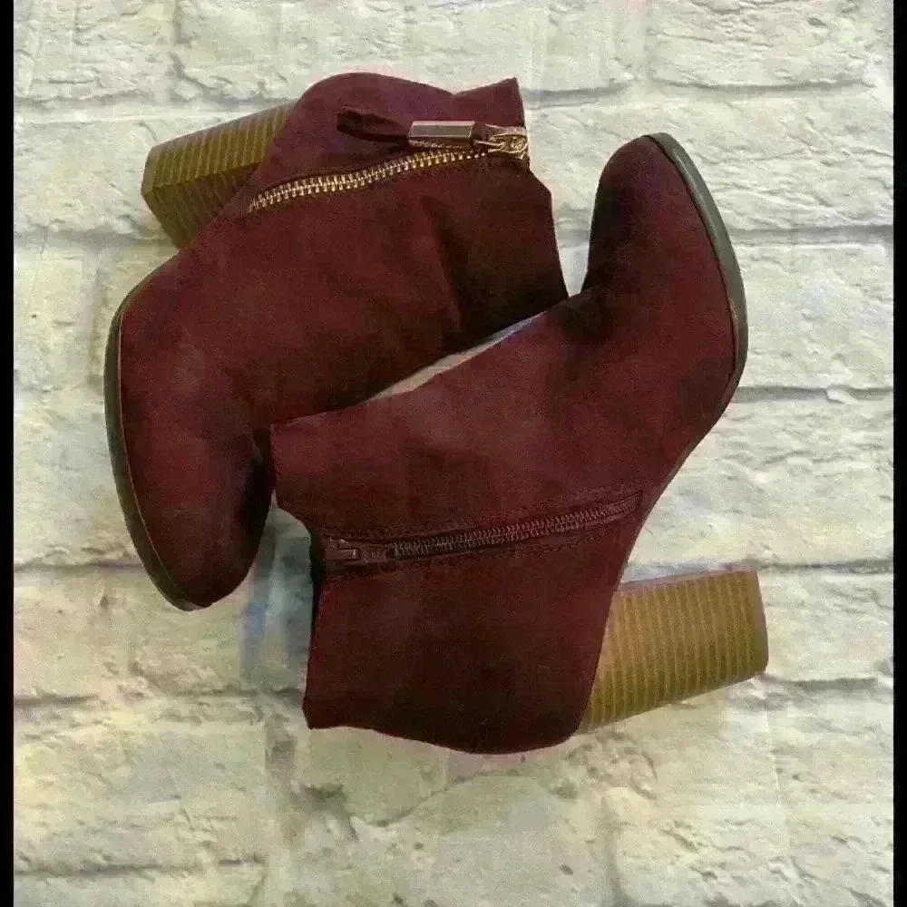 APT 9 Womens Burgundy Suede Ankle Boots Chunky Heel Side Zip Fashion Size 7‎